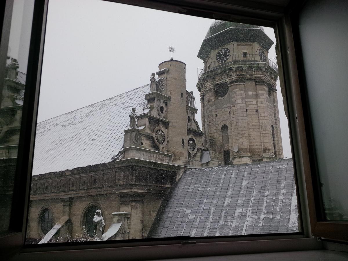 Lviv Amazing Rooftop Apartment Экстерьер фото